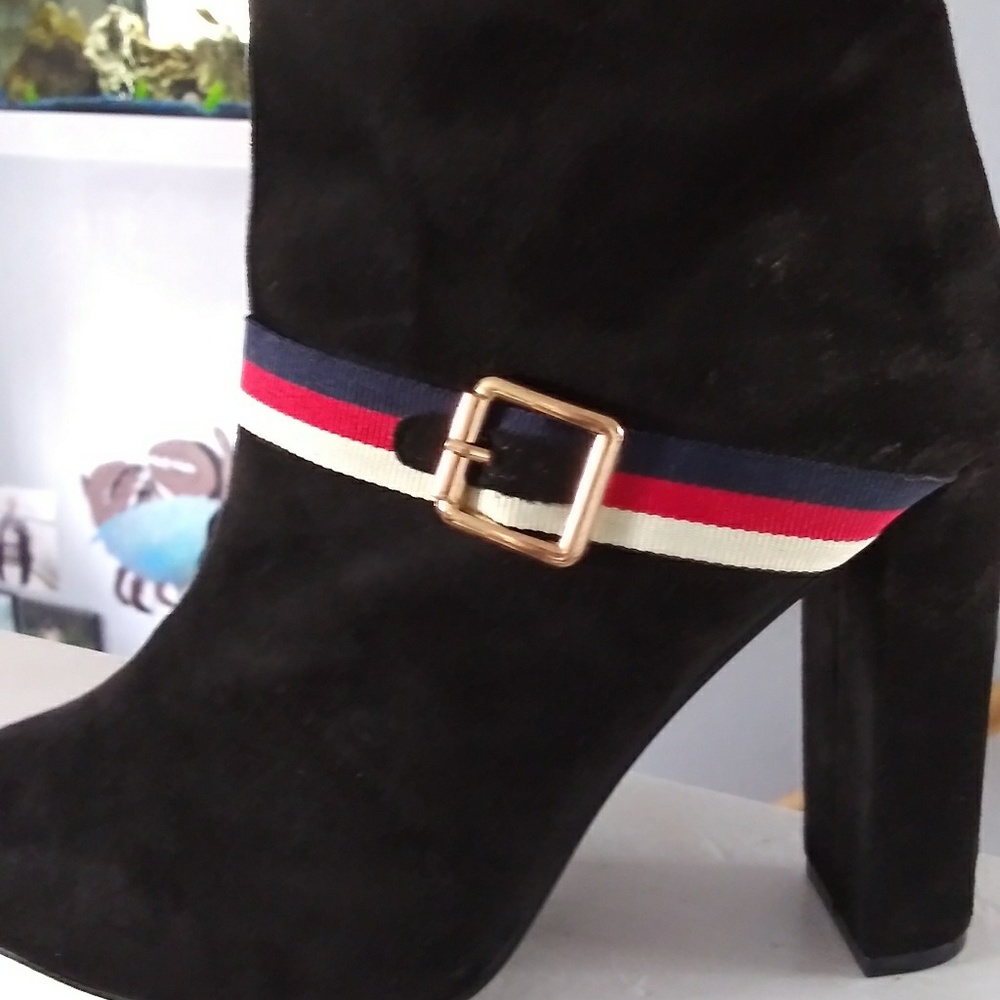 Liliana Swede Stripe  Boot